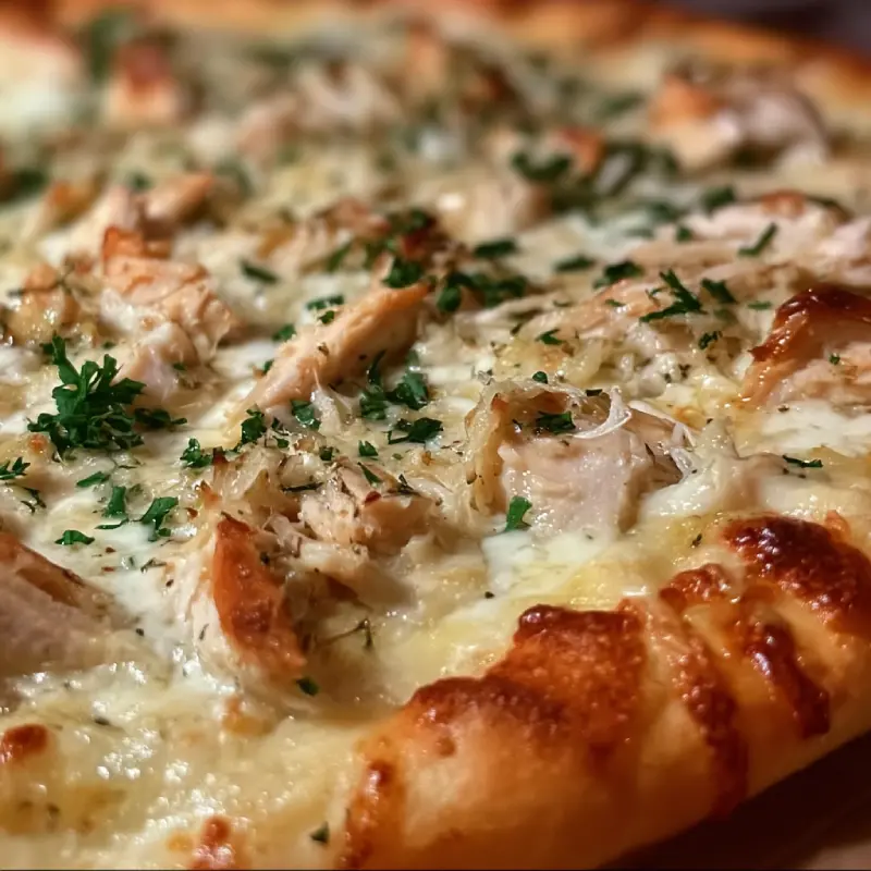 Roasted Garlic White Chicken Pizza
